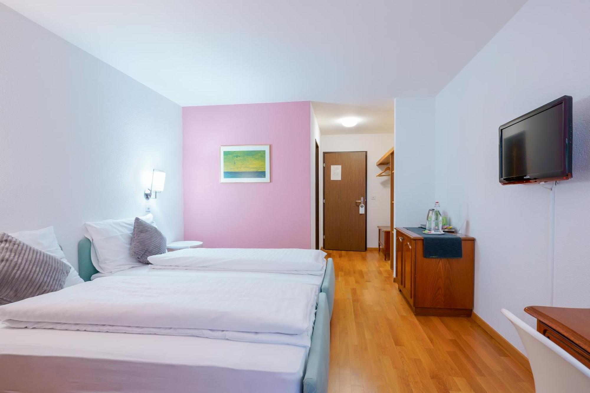 Hotel Du Grand-Pre Marly-le-Grand Eksteriør billede