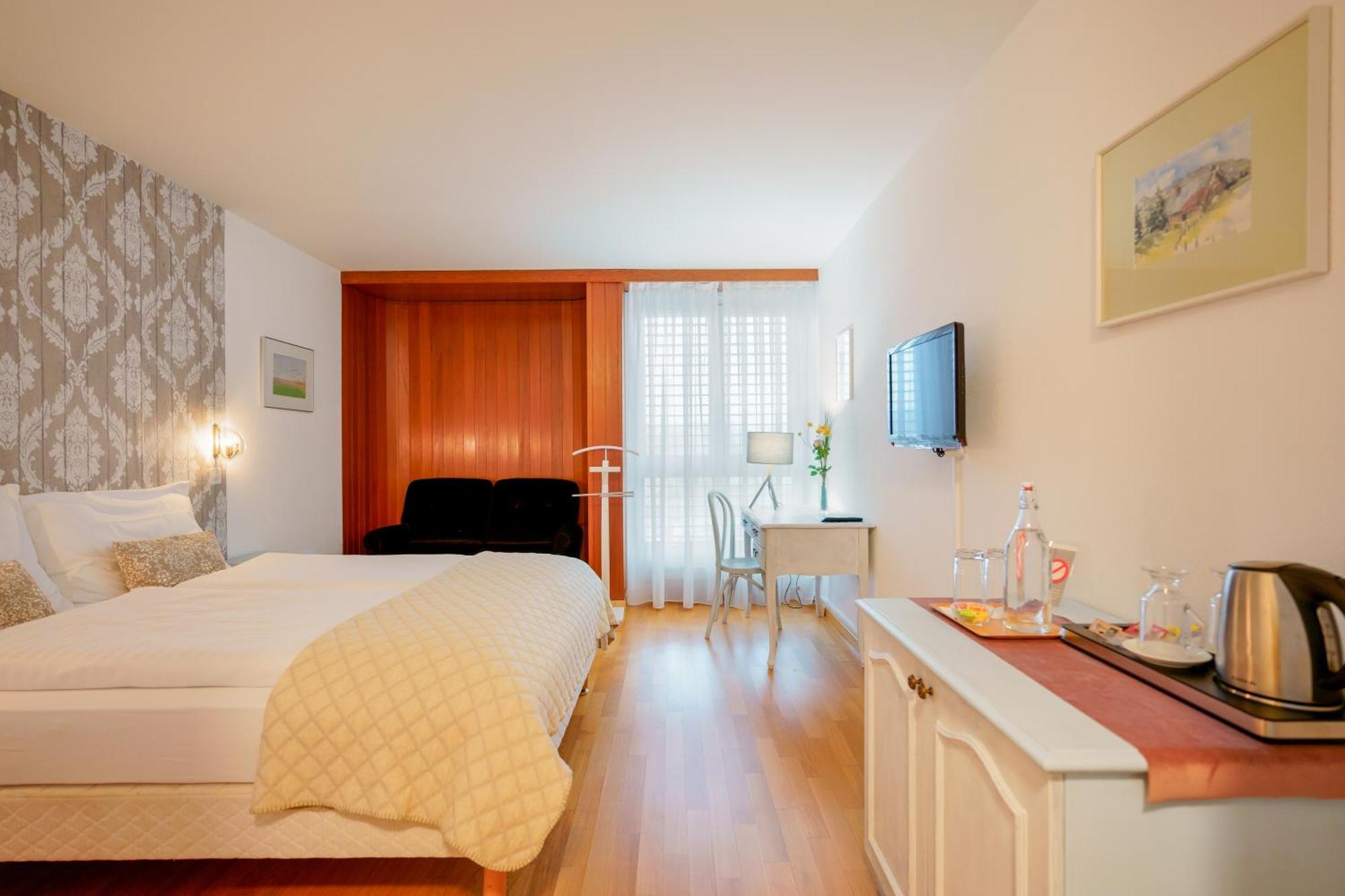 Hotel Du Grand-Pre Marly-le-Grand Eksteriør billede